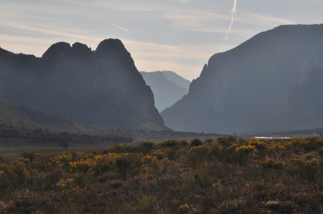 the fall colors of the canyons